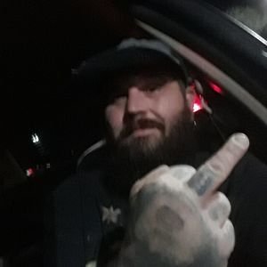 Meet your Posher, Travis